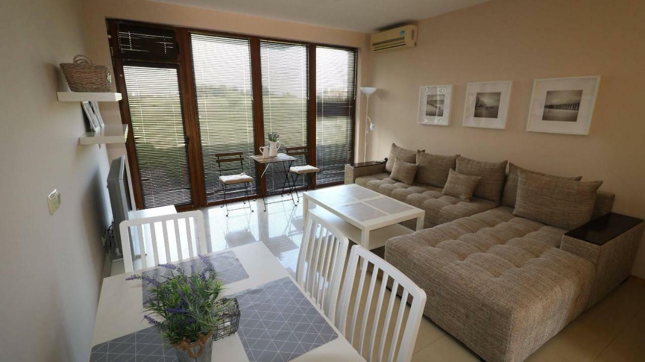 Lighthouse Golf Private Villa Lake View Balcsik Kültér fotó