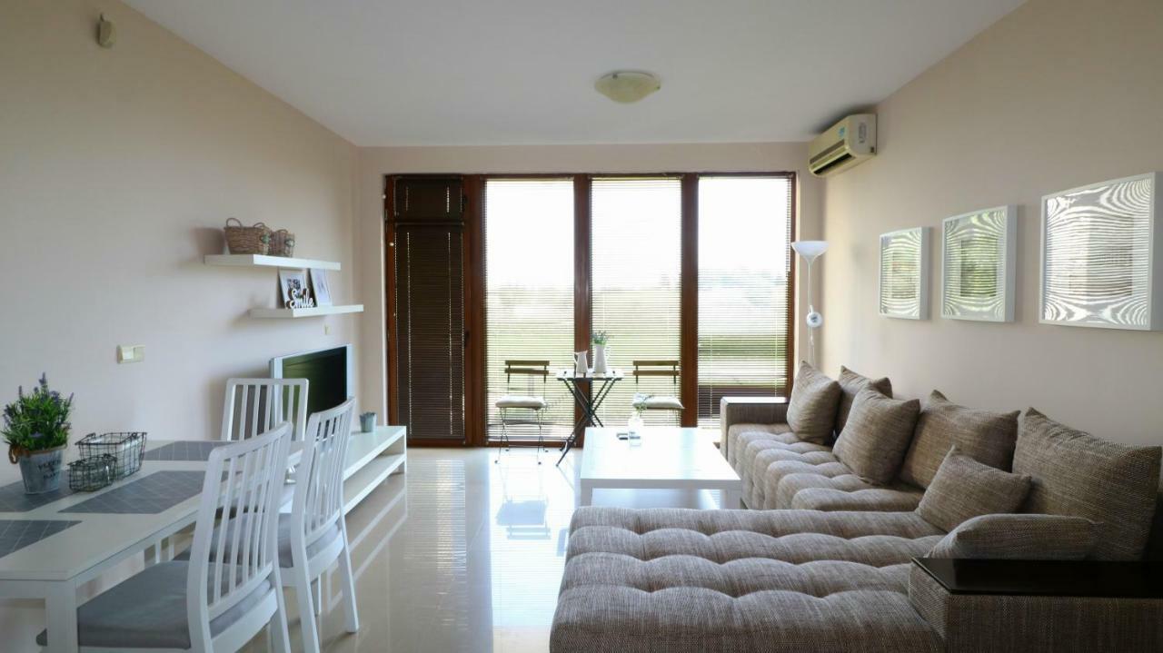 Lighthouse Golf Private Villa Lake View Balcsik Kültér fotó