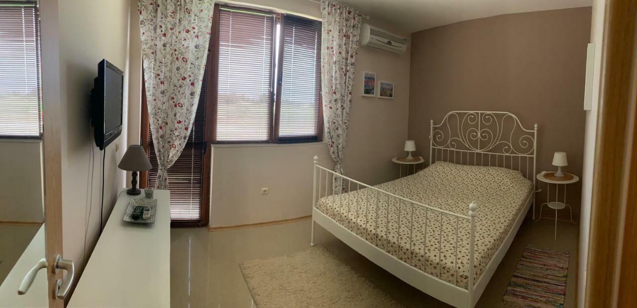 Lighthouse Golf Private Villa Lake View Balcsik Kültér fotó